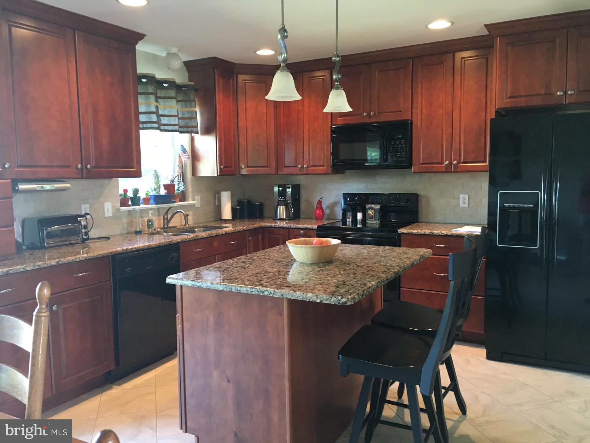 1087 Sun Valley Road Stevens, PA 17578 - Photo 11 of 25 Gallery Image 11