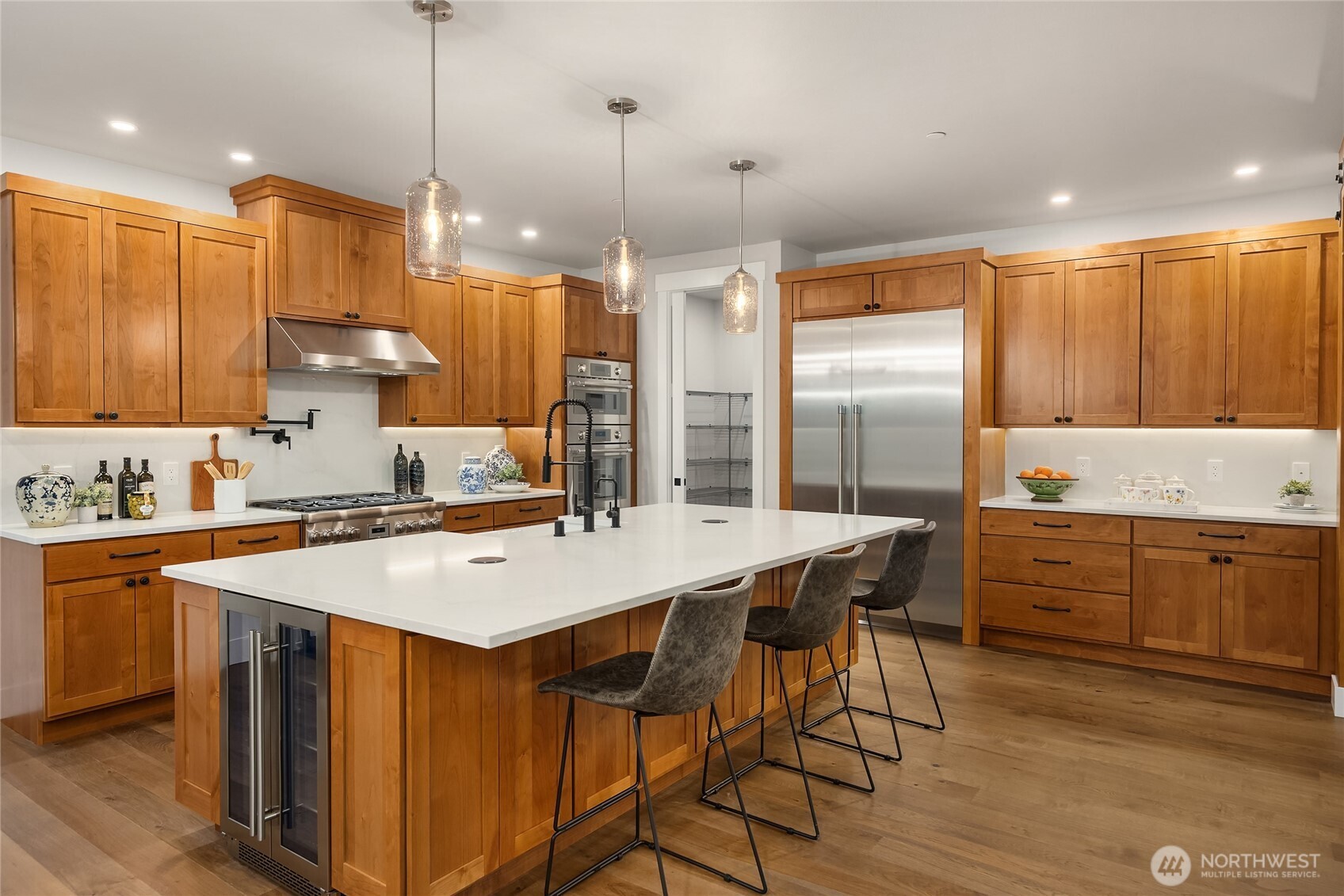 7535 Northeast West Port Madison Road Bainbridge Island, WA 98110 - Photo 11 of 40