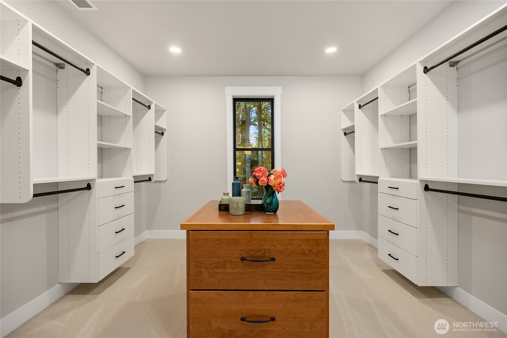 7535 Northeast West Port Madison Road Bainbridge Island, WA 98110 - Photo 21 of 40