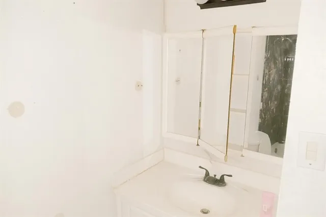 $159,900 | 813 Hackamore Street, White Settlement, TX 76108