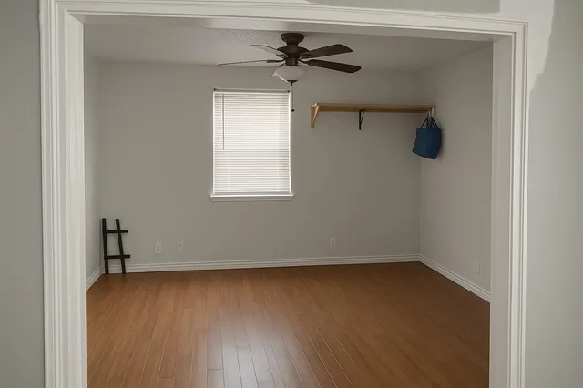 $159,900 | 813 Hackamore Street, White Settlement, TX 76108