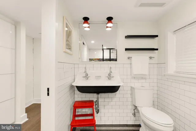 $899,000 | 2917 North Capitol Street Northeast, Washington, DC 20002