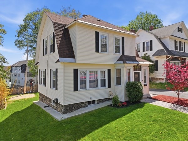 64 Park Terrace Road Worcester, MA 01604 - Photo 2 of 22
