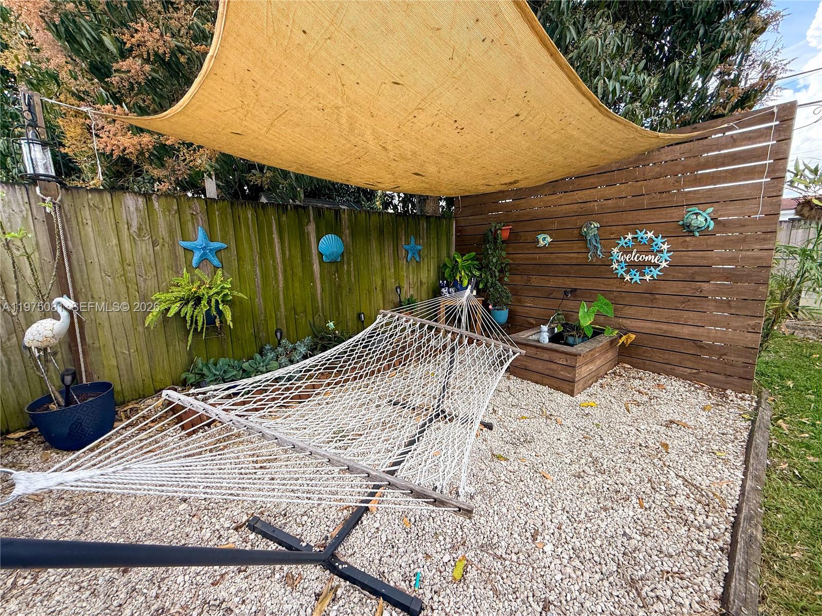 Hialeah Hialeah, FL 33012 - Photo 24 of 27