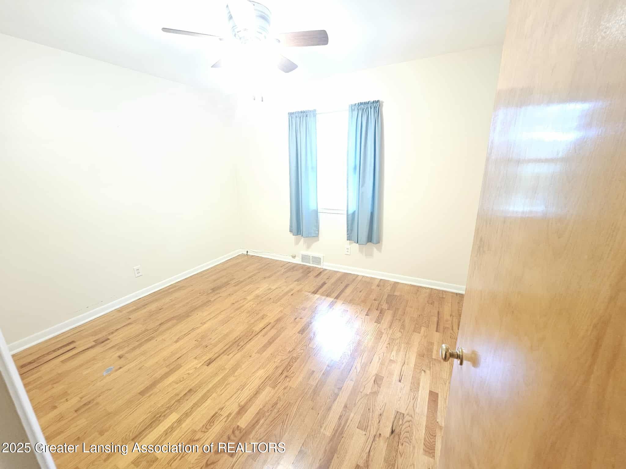101 Rancho Street Eaton Rapids, MI 48827 - Photo 20 of 34 Bedroom 2