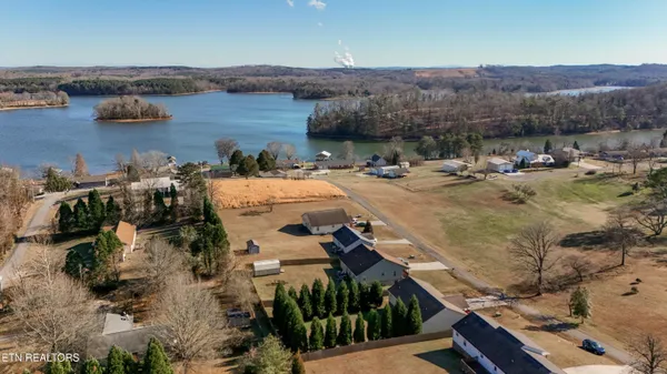 $315,000 | 155 Dogwood Lane, Spring City, TN 37381