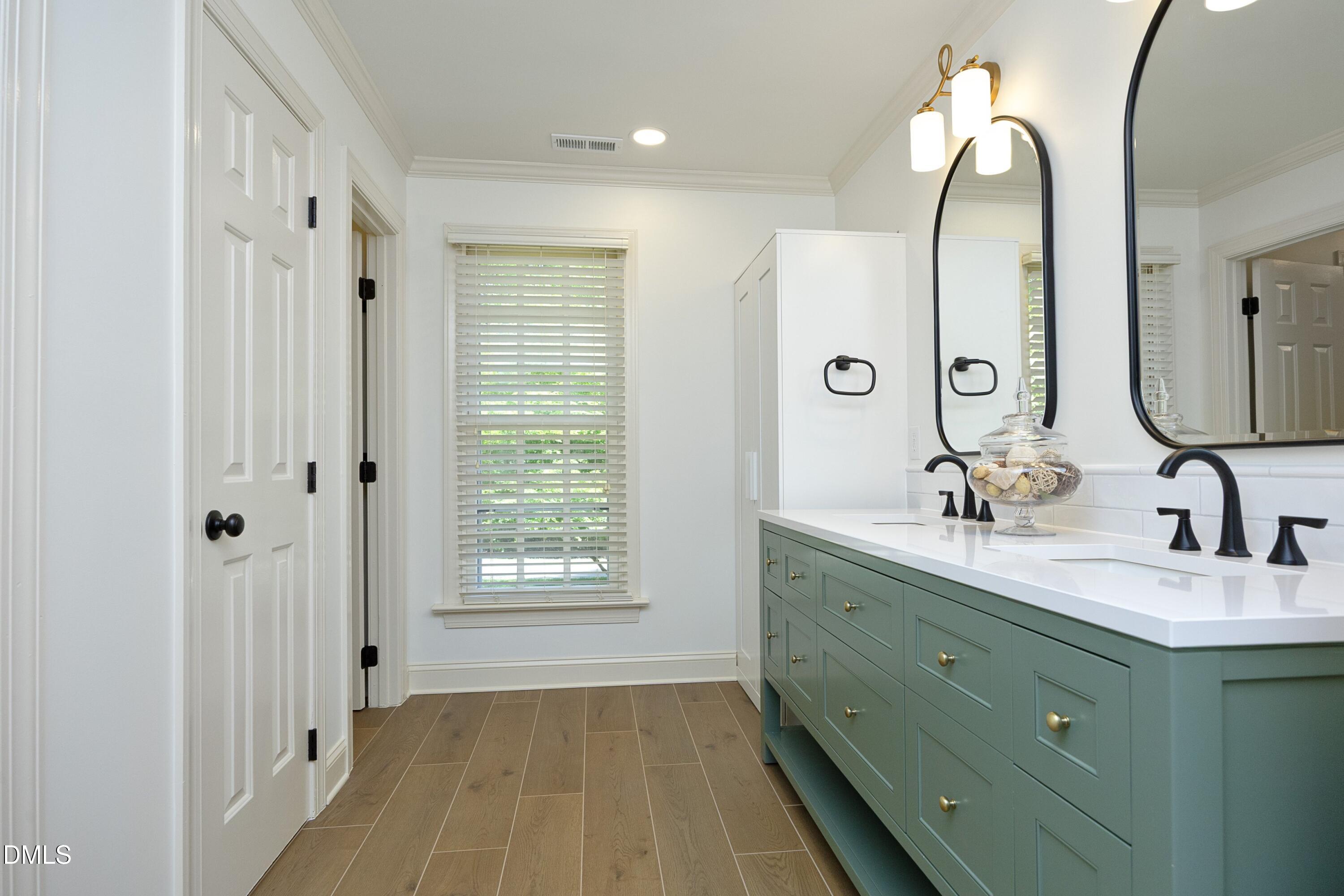 1116 Berwyn Way Raleigh, NC 27615 - Photo 26 of 51 26PrimaryBath