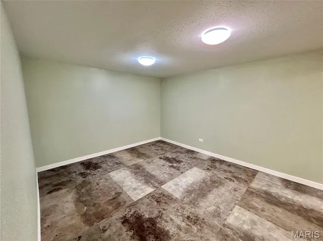 $189,900 | 9 Great Oaks Drive, Salem, MO 65560