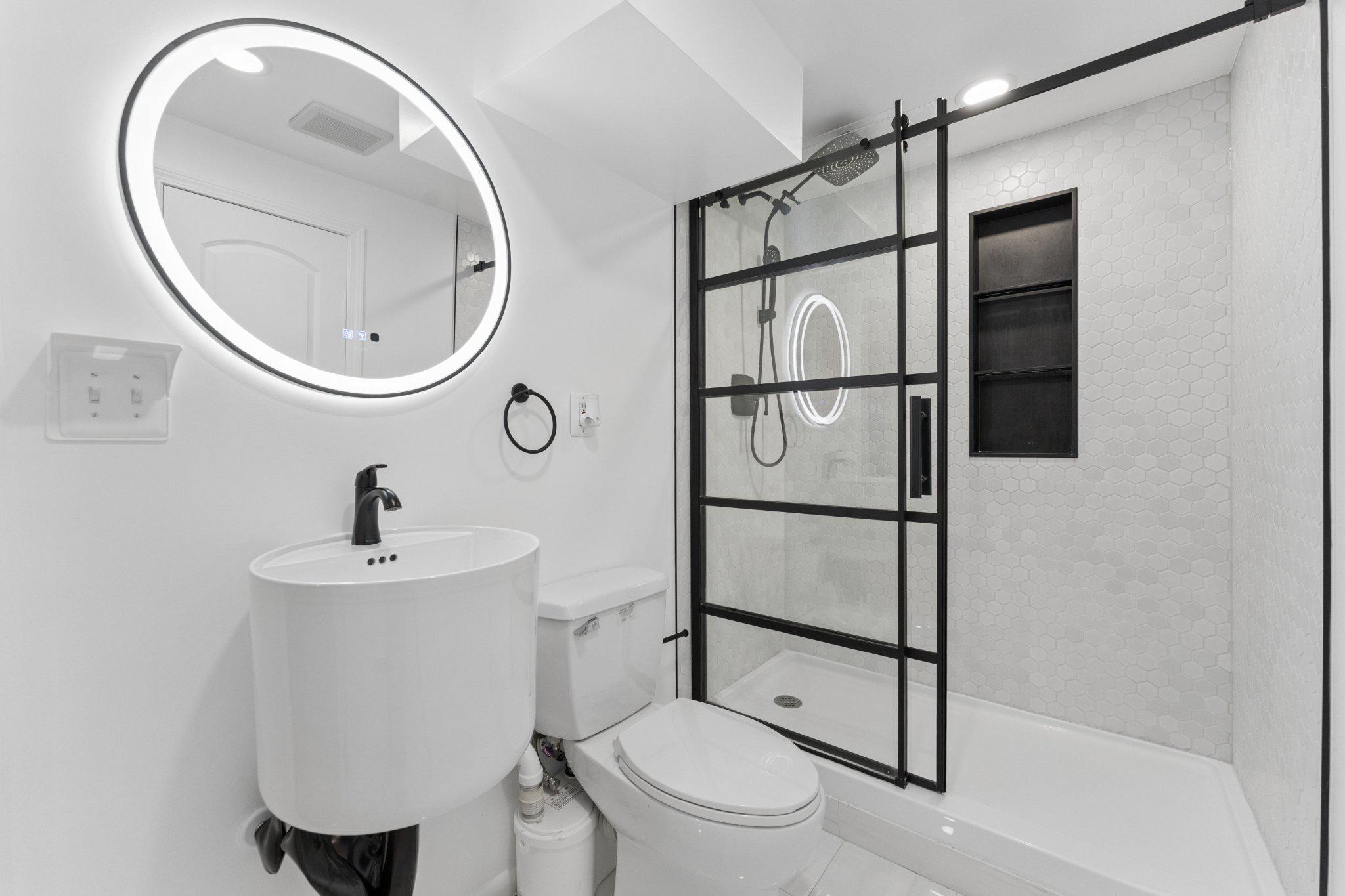 3219 Fox Mill Road Oakton, VA 22124 - Photo 57 of 87 4th full bathroom with elegant design.