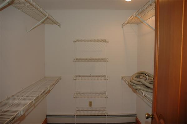 462 Riverside Drive Lawrence, MA 01841 - Photo 19 of 22 Gallery Image 19