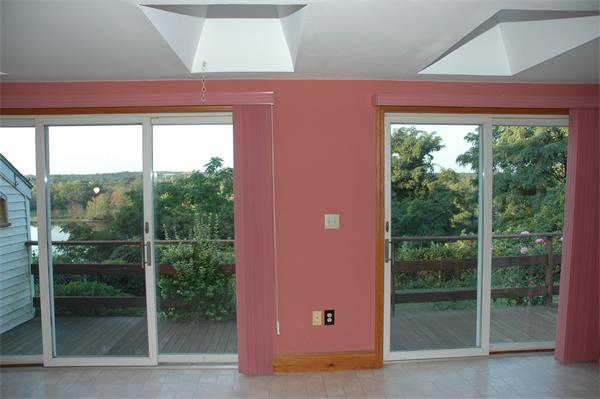 462 Riverside Drive Lawrence, MA 01841 - Photo 10 of 22 Gallery Image 10