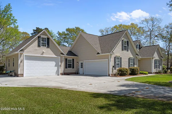 $545,000 | 229 Doral Drive, Hampstead, NC 28443