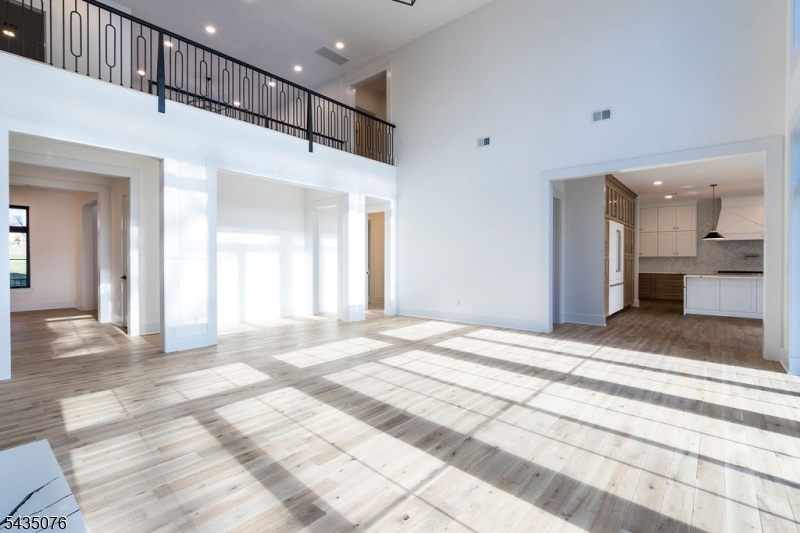 264 Ridge Road Watchung, NJ 07069 - Photo 5 of 28