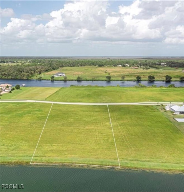 22742 Yellow Button Lane Alva, FL 33920 - Photo 1 of 3 a view of an ocean