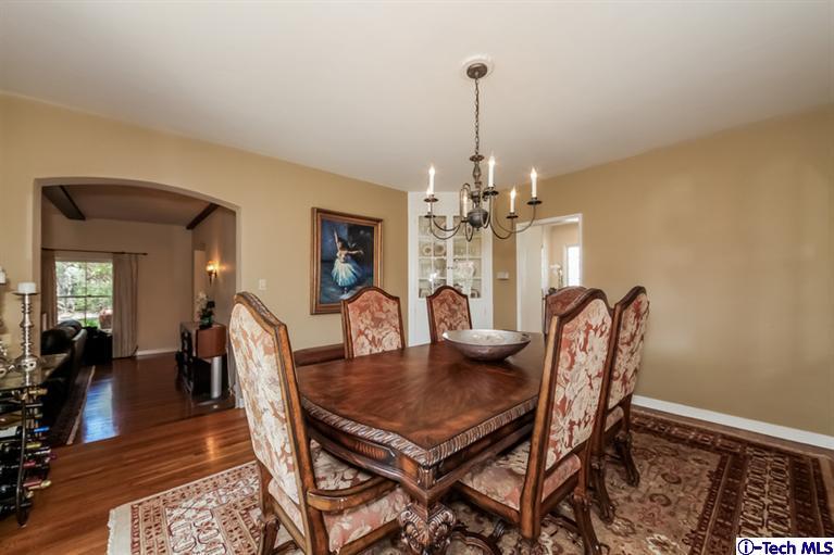 1963 New York Drive Altadena, CA 91001 - Photo 7 of 38 a view of a dining room with furniture