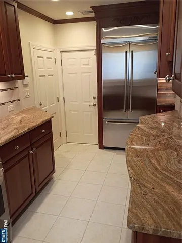 $5,500 | 9 Harris Place, Unit 1X, Fair Lawn, NJ 07410