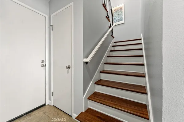 $899,000 | 939 West 19th Street, Unit A1, Costa Mesa, CA 92627