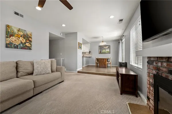 $899,000 | 939 West 19th Street, Unit A1, Costa Mesa, CA 92627