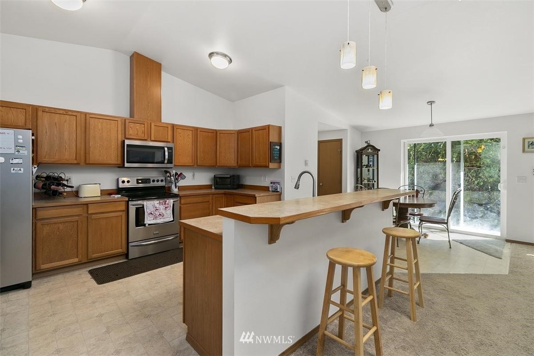 6736 Southeast Sedgwick Road Port Orchard, WA 98366 - Photo 13 of 40 Gallery Image 13