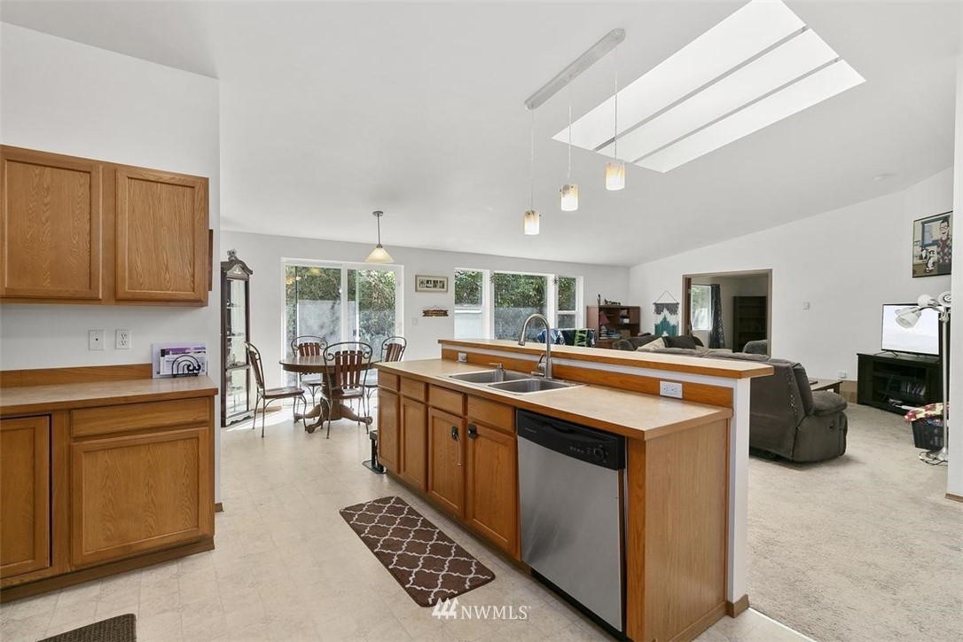 6736 Southeast Sedgwick Road Port Orchard, WA 98366 - Photo 16 of 40 Gallery Image 16