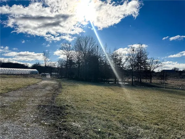 $595,000 | 27022 Index Drive, Brookfield, MO 64628
