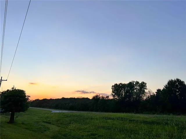 $595,000 | 27022 Index Drive, Brookfield, MO 64628