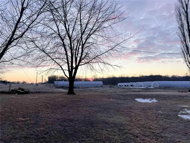 $595,000 | 27022 Index Drive, Brookfield, MO 64628