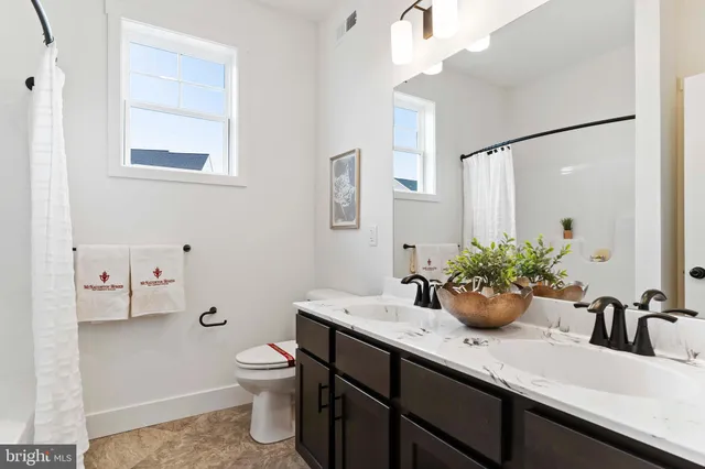 $874,900 | 123 Jennifer Circle, Harrisburg, PA 17112