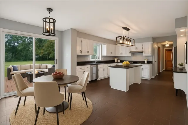 $550,000 | 11325 Hummingbird Lane, Mokena, IL 60448