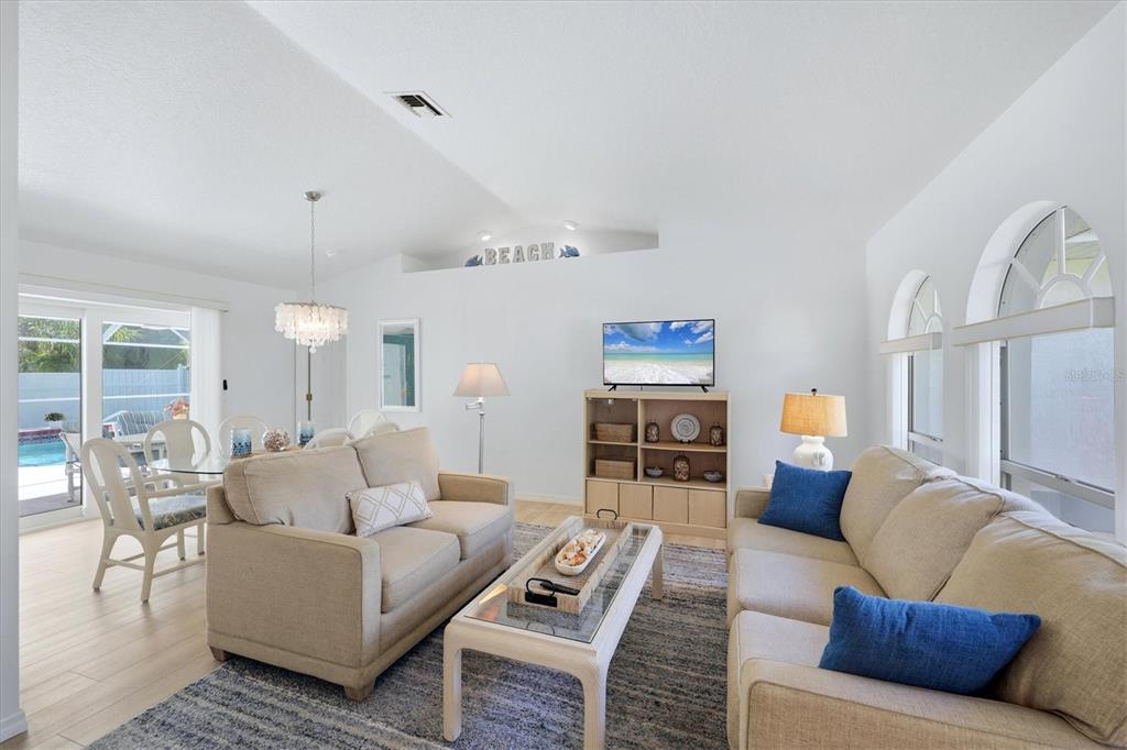 5981 Marigold Road Venice, FL 34293 - Photo 9 of 57 Gallery Image 9