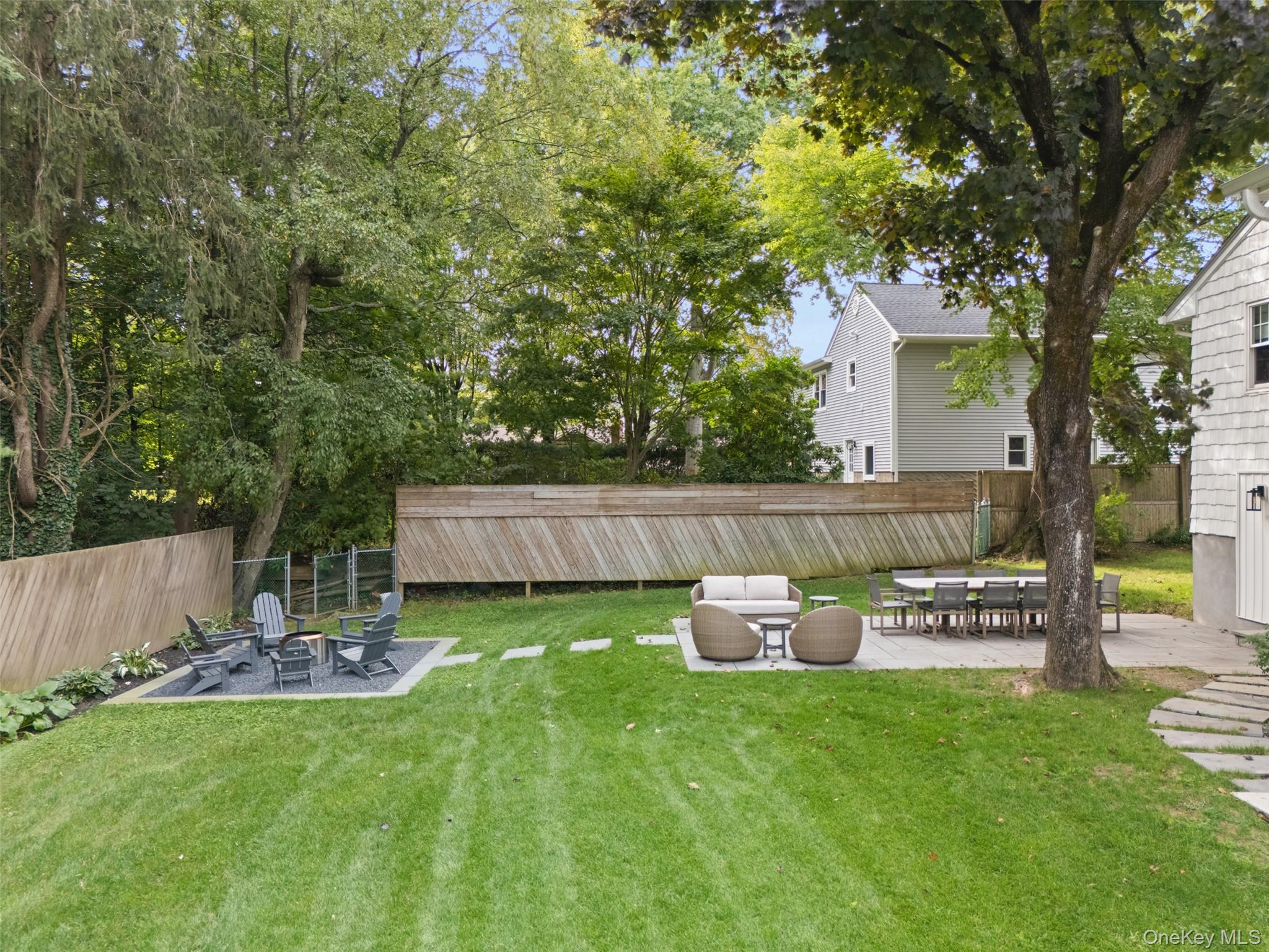 10 Carlton Lane Rye Brook, NY 10573 - Photo 23 of 29