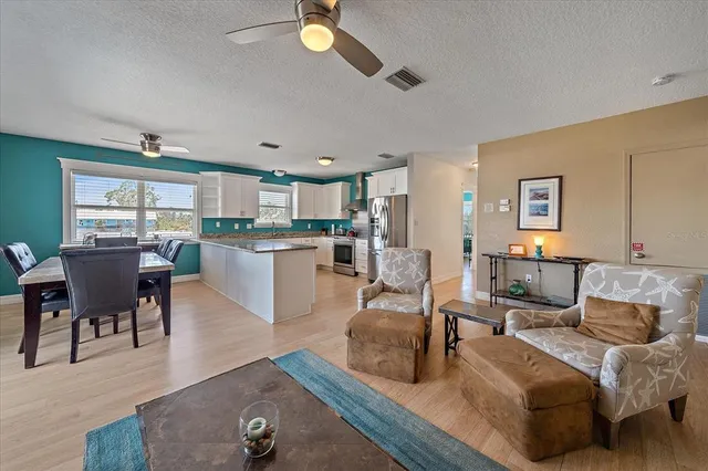 $1,500,000 | 3711 118th Street West, Bradenton, FL 34210