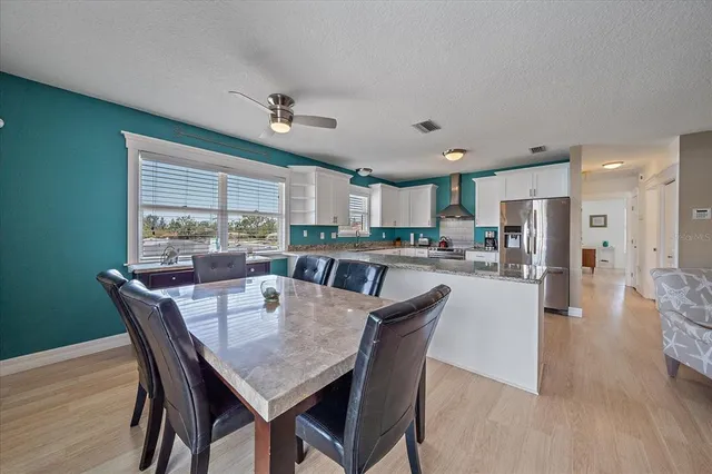 $1,500,000 | 3711 118th Street West, Bradenton, FL 34210