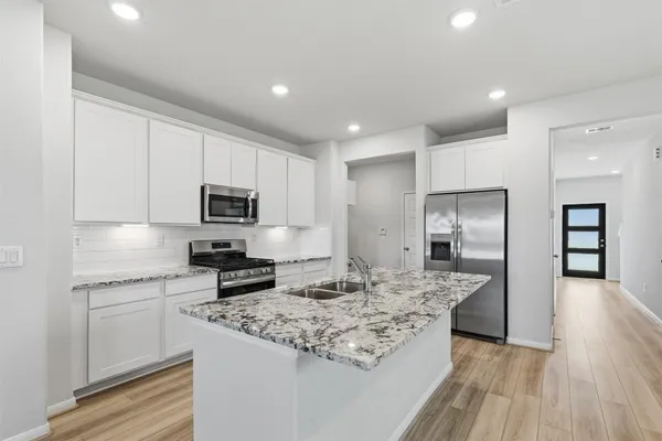 $2,350 | 88 Ashe Juniper Way, Magnolia, TX 77354