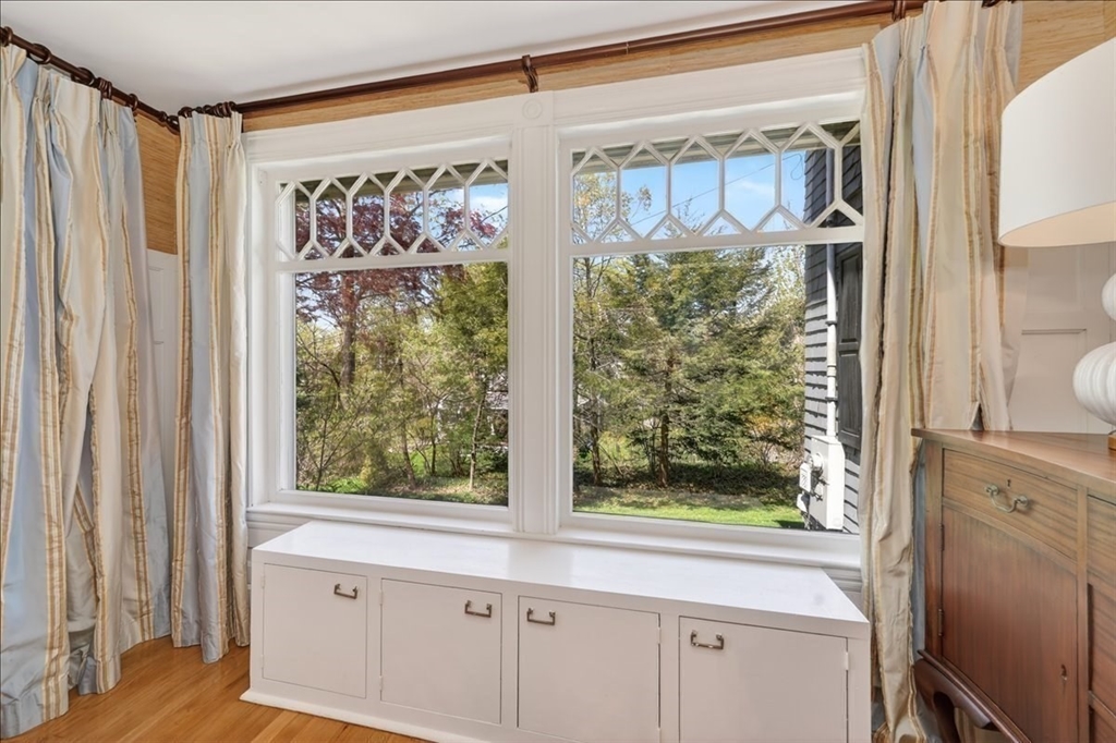 30 Spring Street Hingham, MA 02043 - Photo 13 of 40