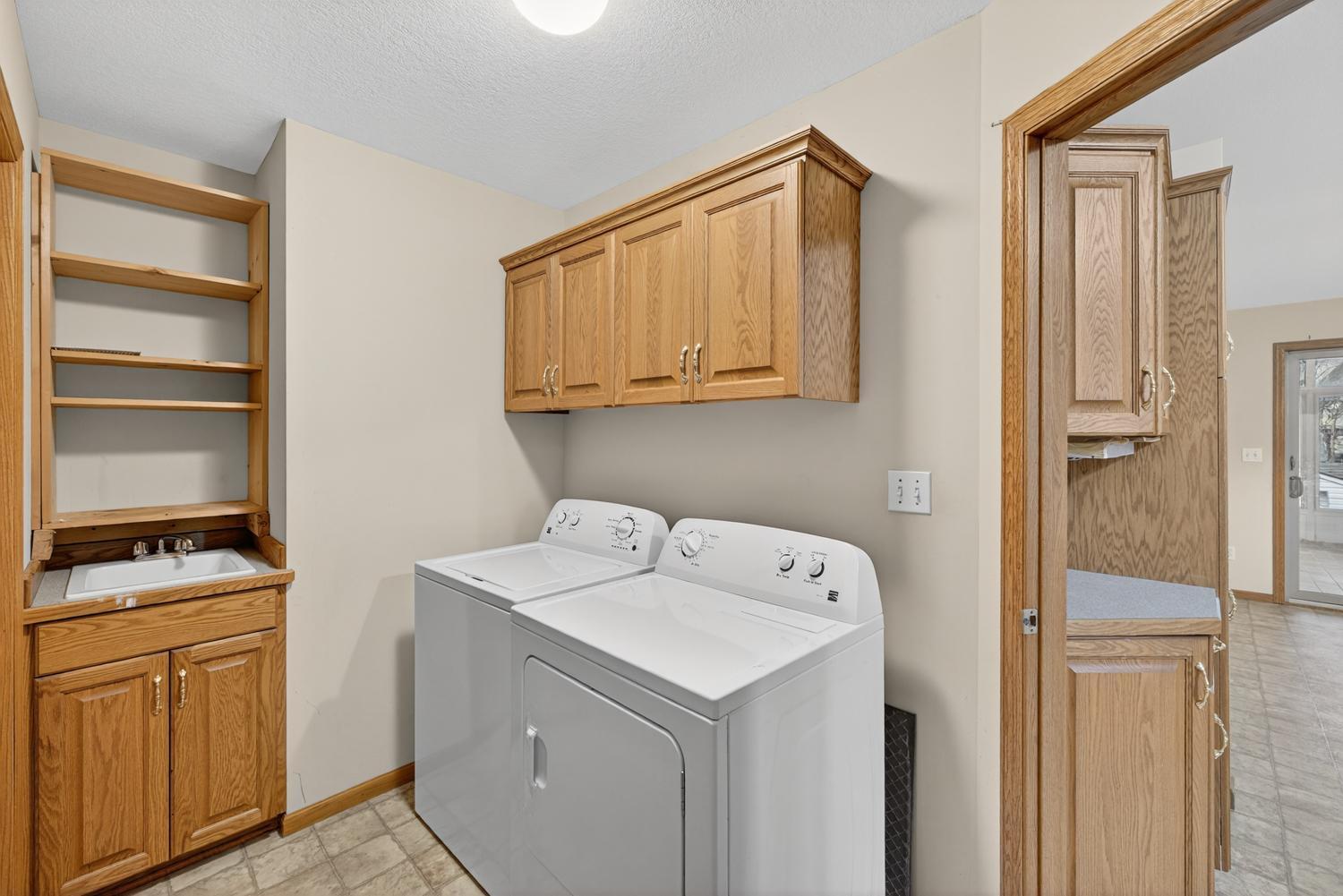 1606 17th Street Southwest Austin, MN 55912 - Photo 14 of 39