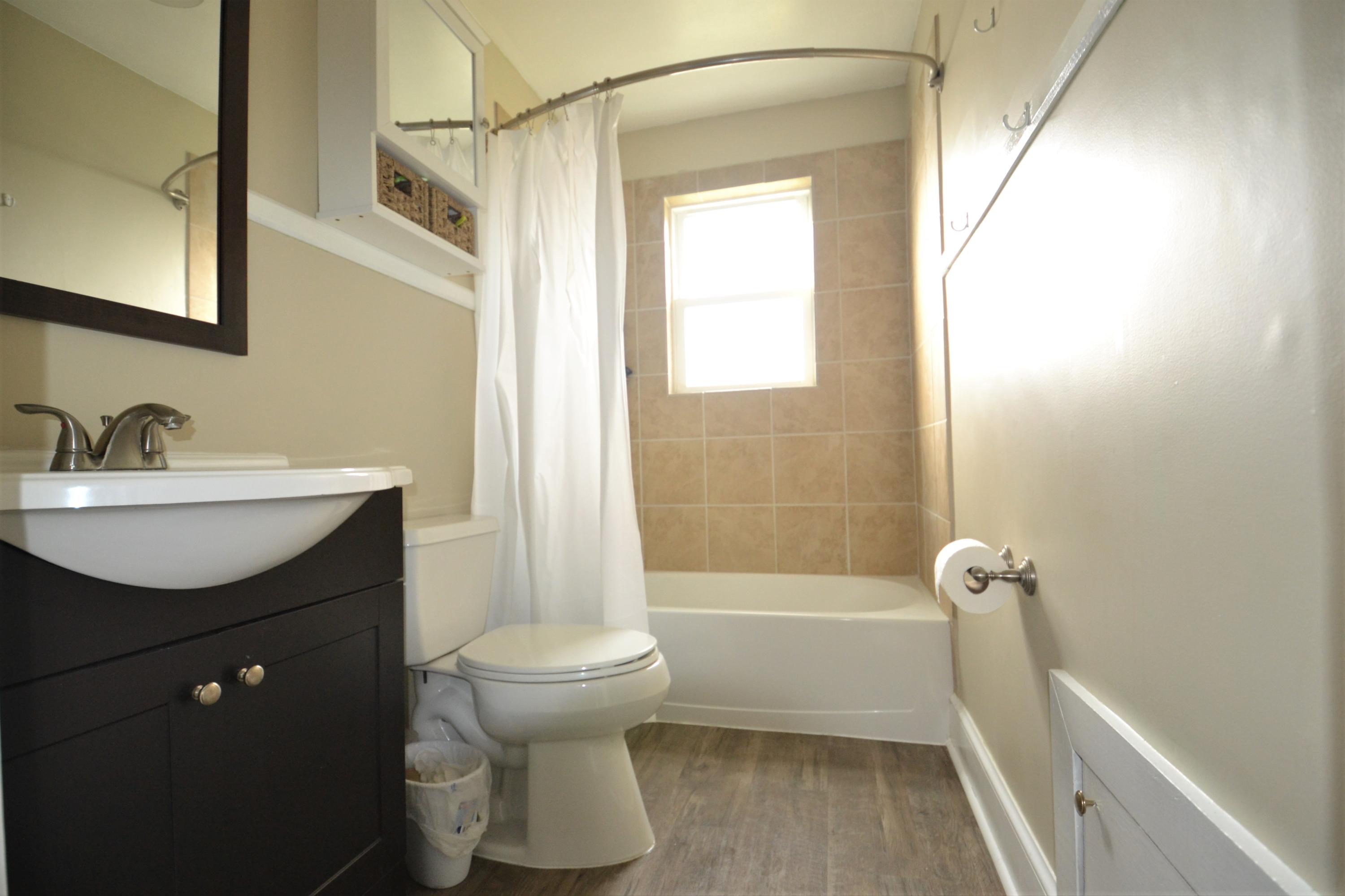 3792 Bandy Road Roanoke, VA 24014 - Photo 8 of 14 Bathroom