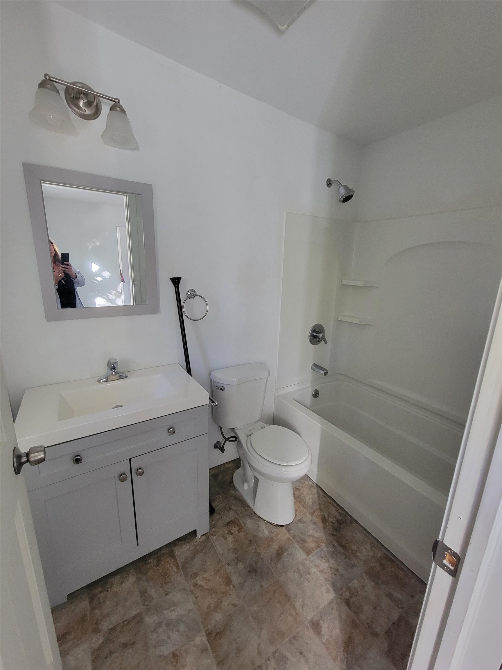 96 Franklin Street Franklin, NH 03235 - Photo 18 of 21