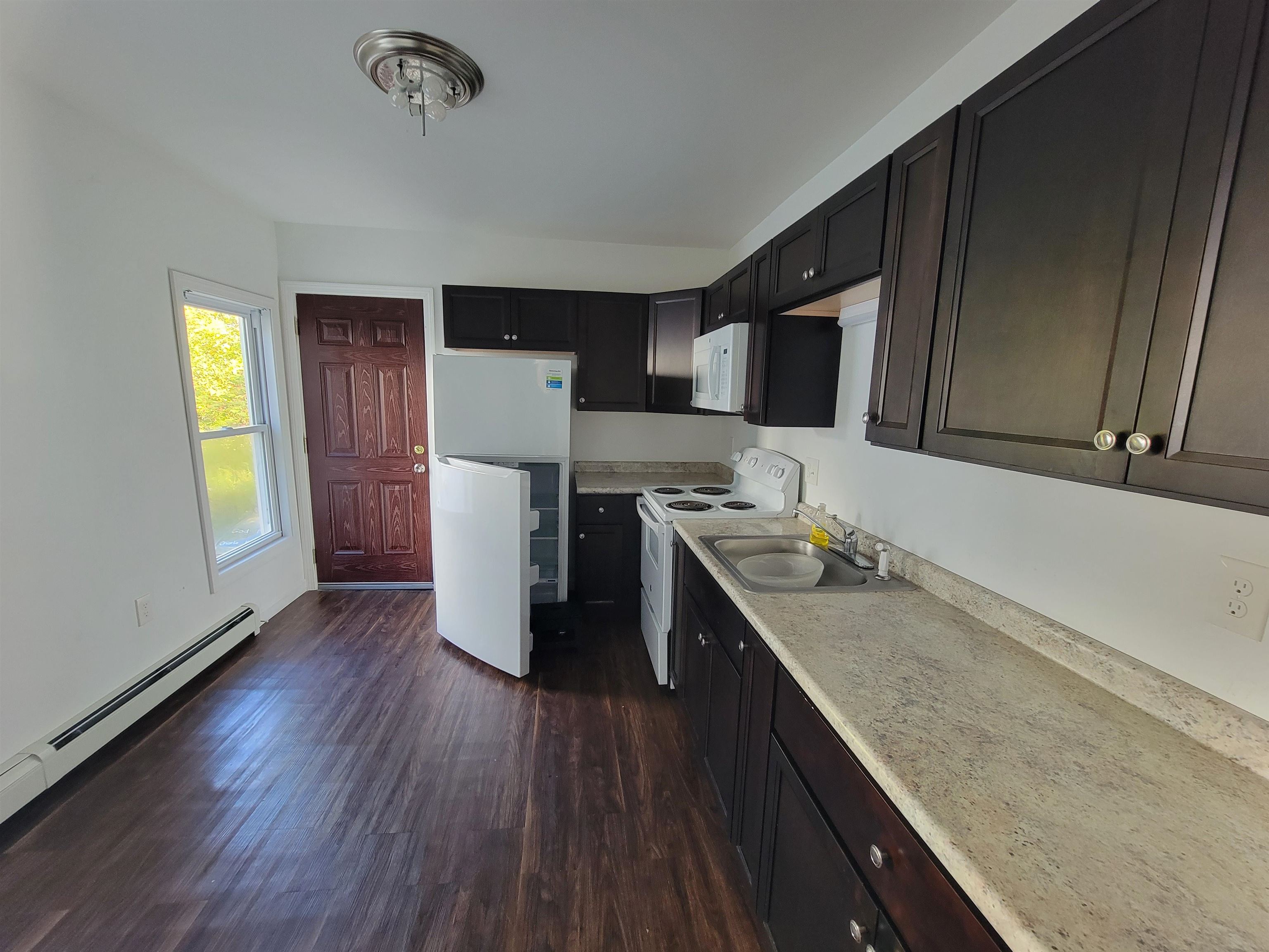 96 Franklin Street Franklin, NH 03235 - Photo 6 of 21
