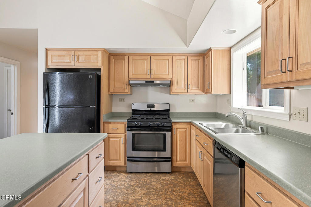 32800 Albion Ridge Road Albion, CA 95410 - Photo 10 of 27 Kitchen