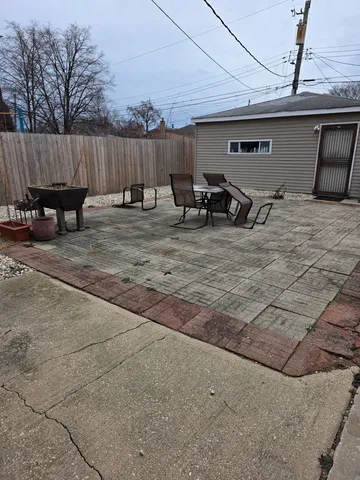 $285,000 | 5317 South Hamilton Avenue, Chicago, IL 60609