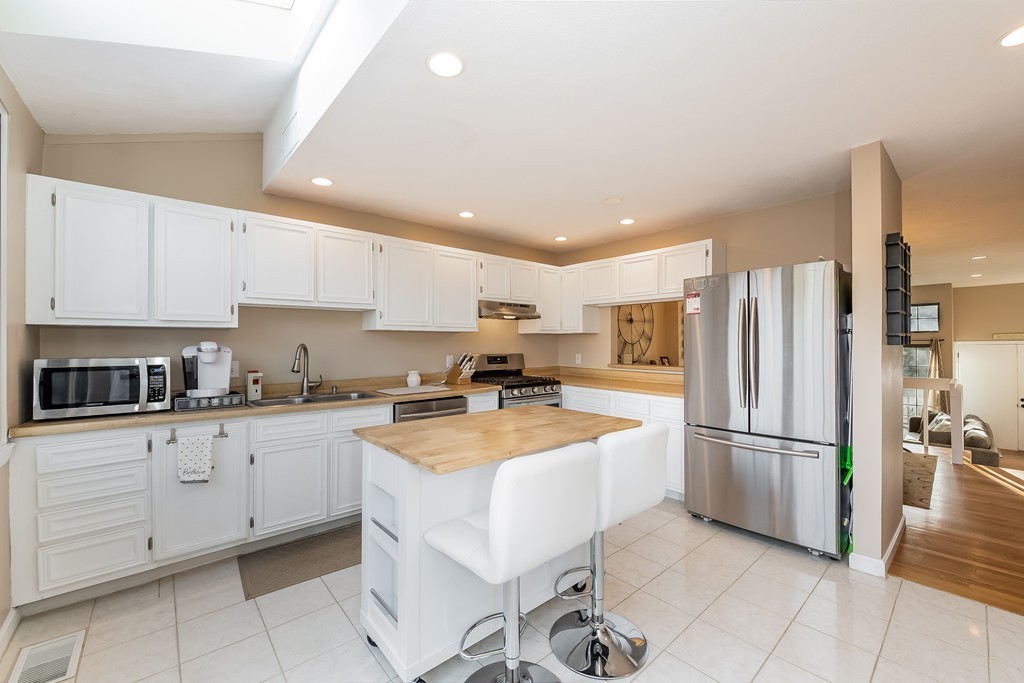 255 North Road, Unit 25 Chelmsford, MA 01824 - Photo 6 of 26 Gallery Image 6