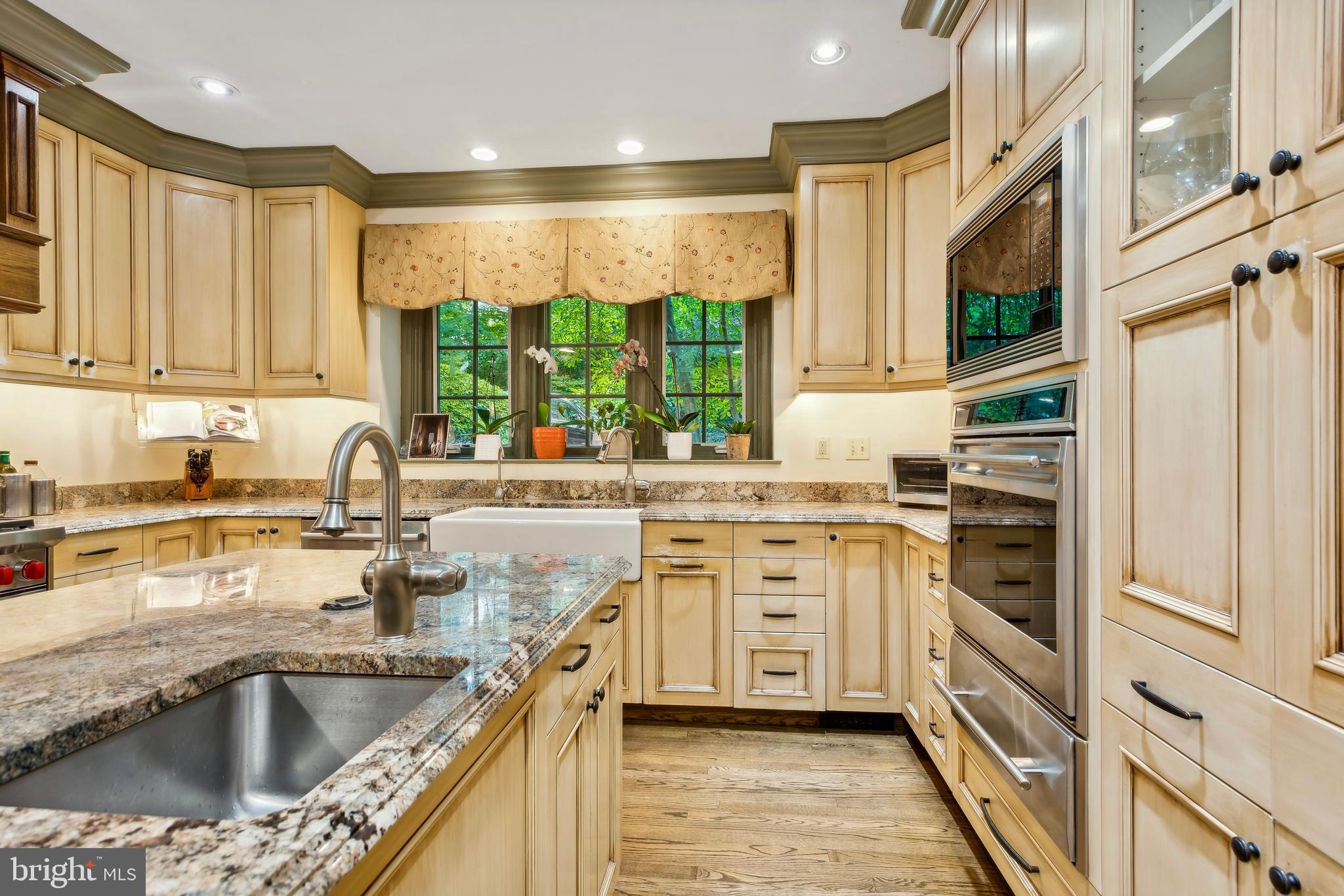 305 Overhill Road Baltimore, MD 21210 - Photo 11 of 90 Kitchen
