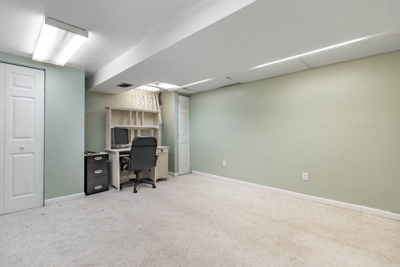 4817 North Koerner Road Peoria, IL 61615 - Photo 28 of 37 Gallery Image 28