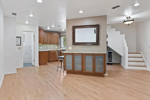 $475,000 | 414 South Dee Road, Park Ridge, IL 60068