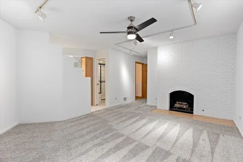 $475,000 | 414 South Dee Road, Park Ridge, IL 60068