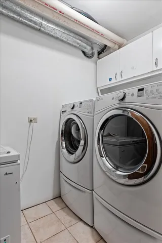 $475,000 | 414 South Dee Road, Park Ridge, IL 60068