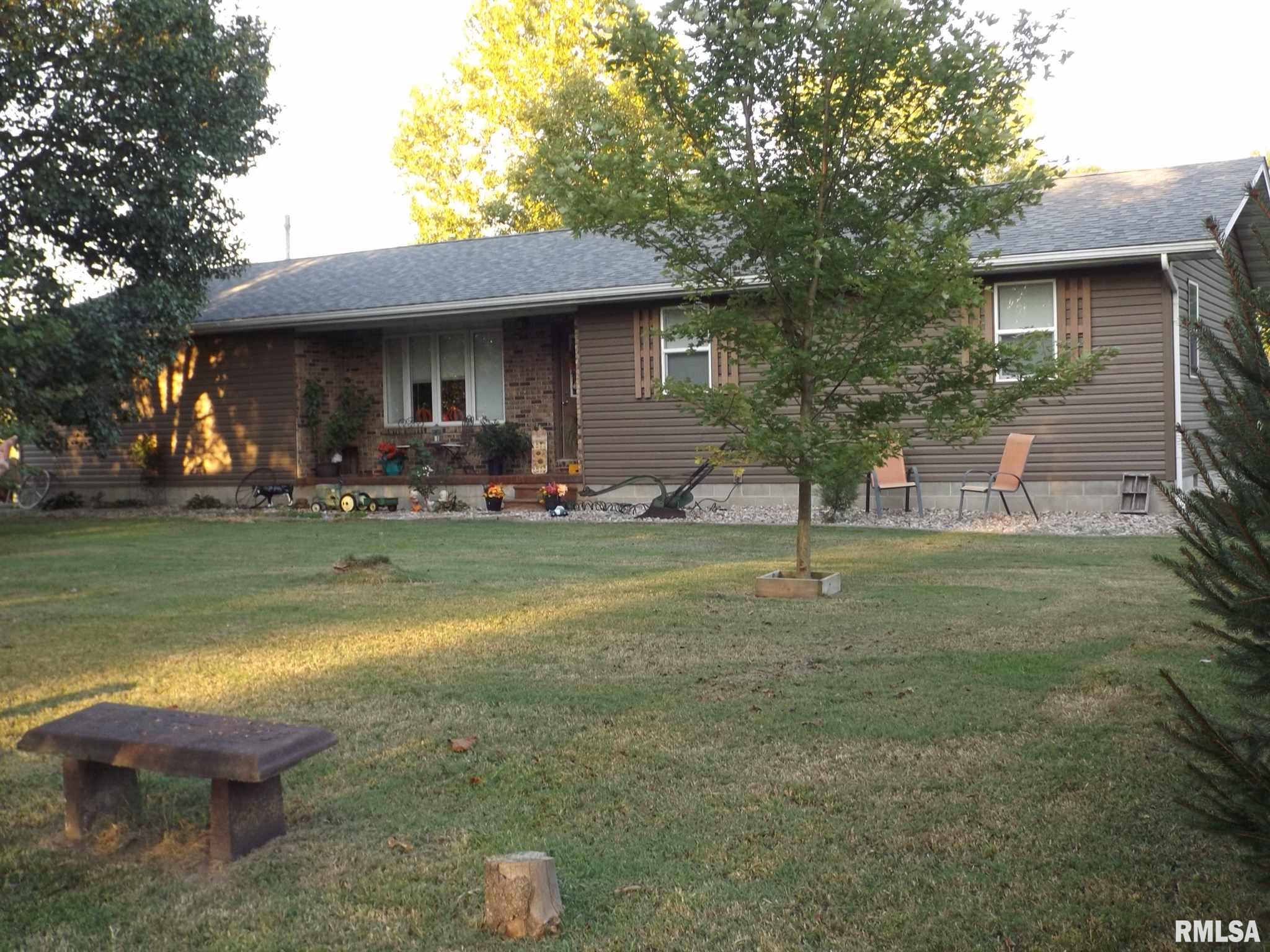 425 Chigger Ridge Road Creal Springs, IL 62922 - Photo 1 of 32 Gallery Image 1