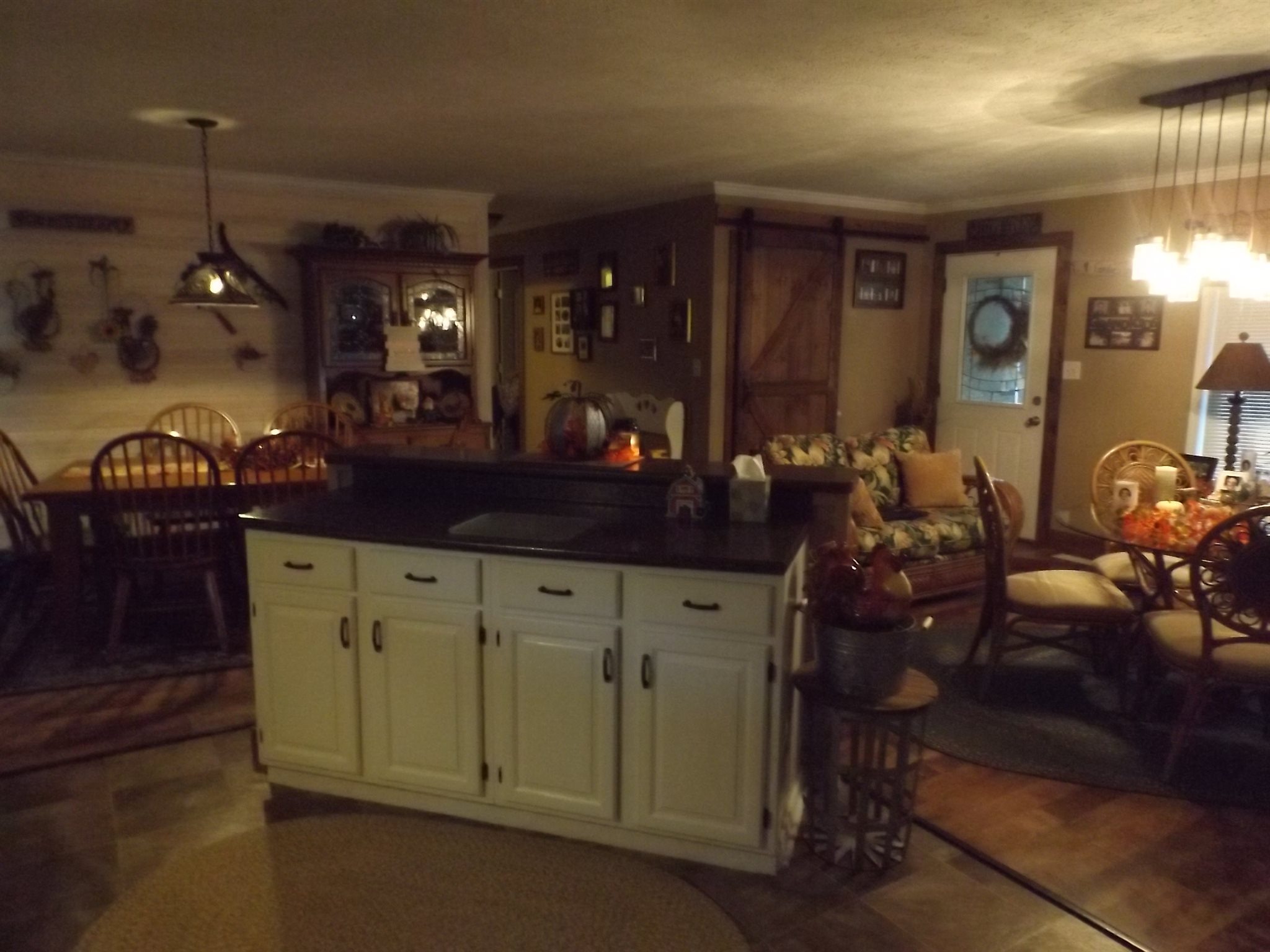 425 Chigger Ridge Road Creal Springs, IL 62922 - Photo 6 of 32 Gallery Image 6
