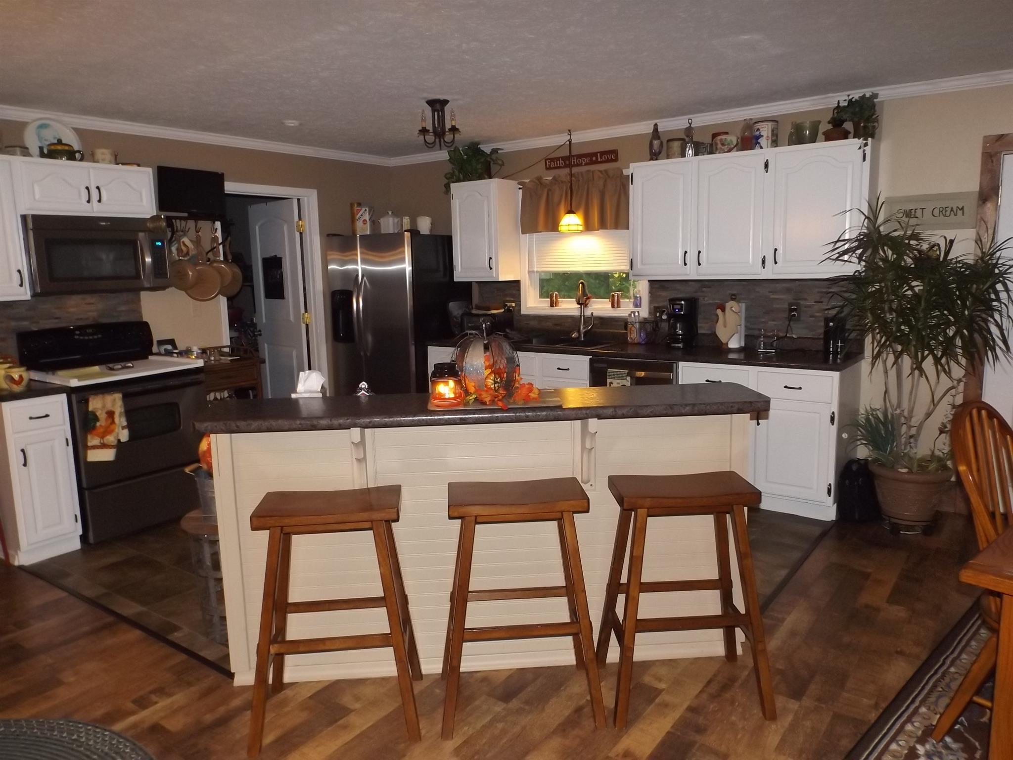 425 Chigger Ridge Road Creal Springs, IL 62922 - Photo 7 of 32 Gallery Image 7